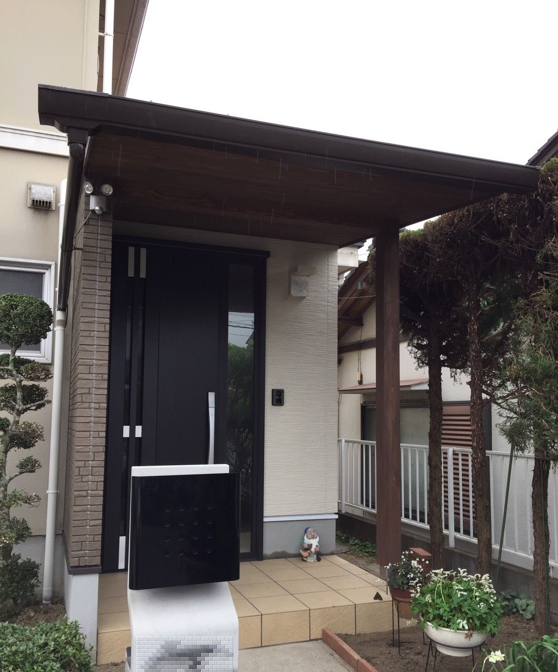 早島で 玄関工事完成