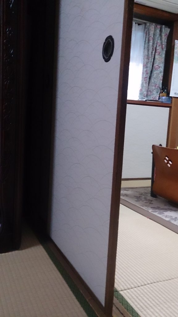 引戸の調整の写真