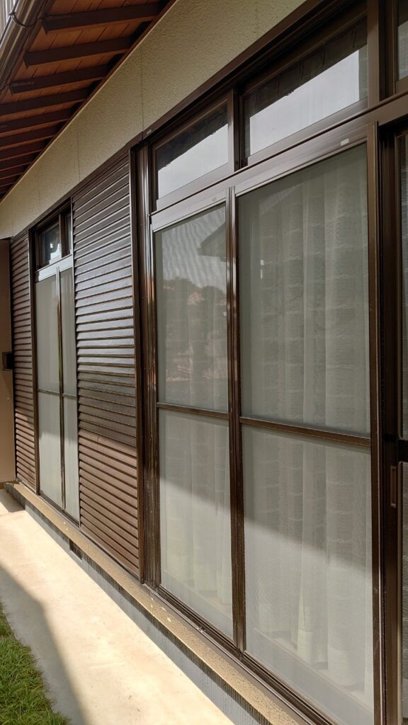 早島町若宮で 網戸張替え工事 早島町の家づくり物語